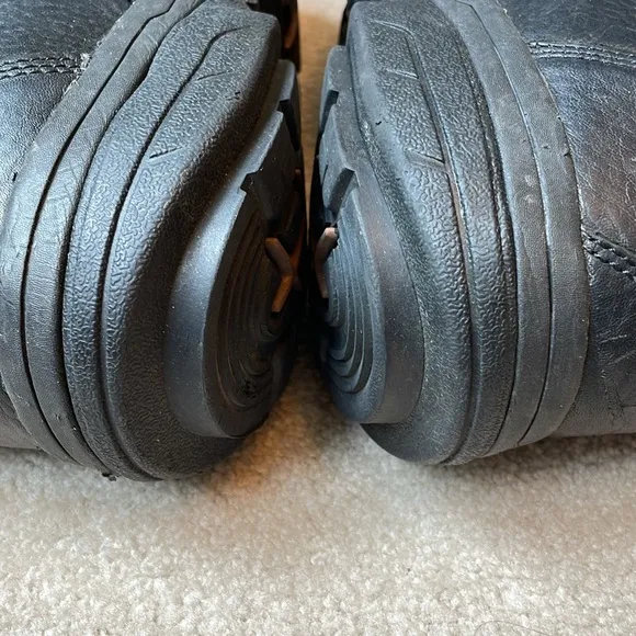 📫 Gravity Defyer leather waterproof work boots