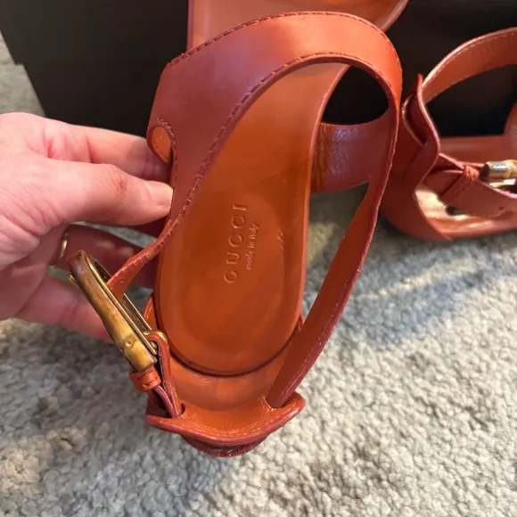 💯 GUCCI Women’s Stylish Orange Sandals /w Original Box Size 38
