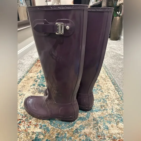 ✨ HUNTER WOMEN'S ORIGINAL TALL GLOSS RAIN BOOT Purple | worn 3x | size 8
