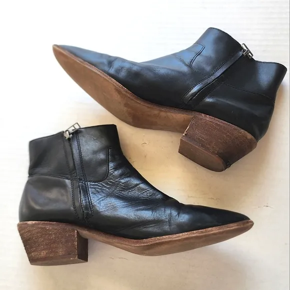 🌸  Madewell | Leather Ankle Boots, size 9, Black