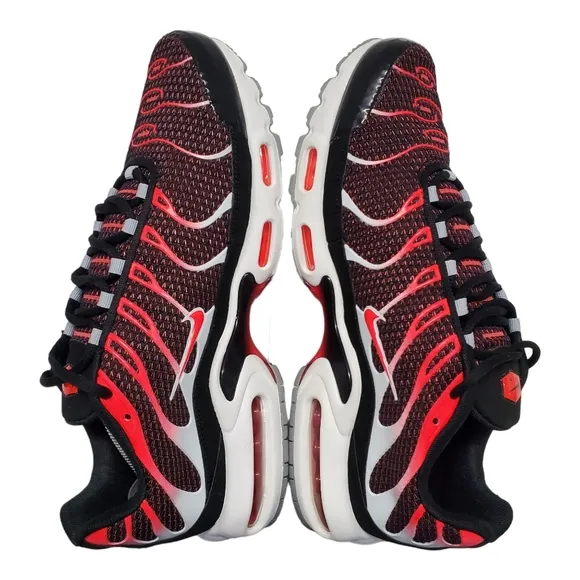 🆕 NIKE Shoes AIR MAX PLUS TN Hot Lava Athletic Sneaker