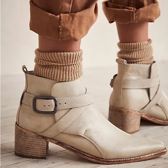 ❤️❤️ NWT Free People Back Loop Ankle Boots❤️❤️ size 10