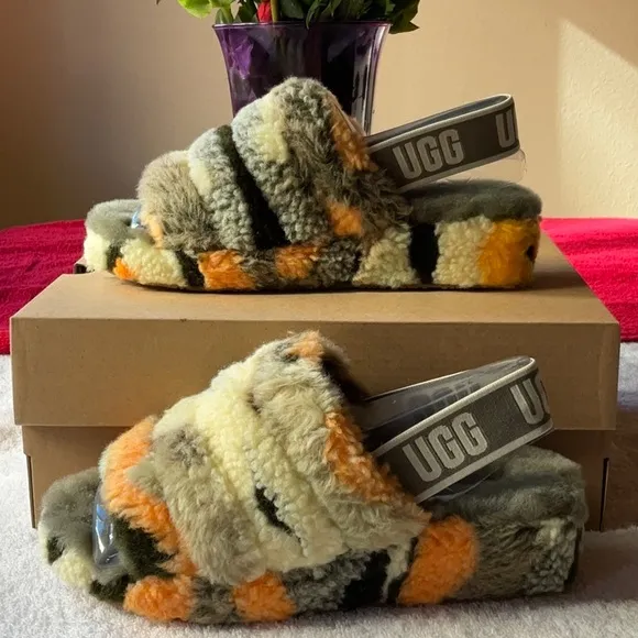 🧡 UGG SANDALS 🧡
