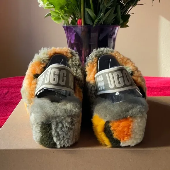 🧡 UGG SANDALS 🧡
