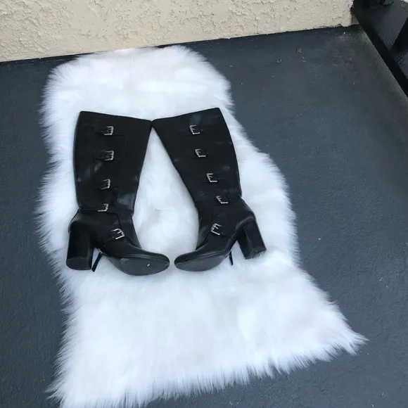 💝 VINCE CAMUTO KYRIA TALL BOOTS