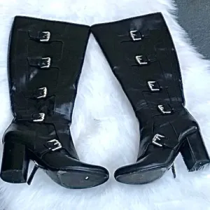 💝 VINCE CAMUTO KYRIA TALL BOOTS