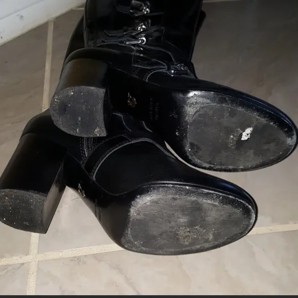 💝 VINCE CAMUTO KYRIA TALL BOOTS