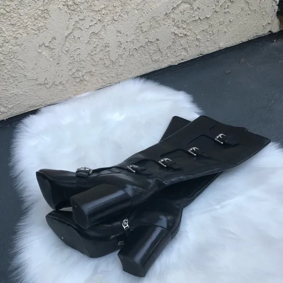 💝 VINCE CAMUTO KYRIA TALL BOOTS