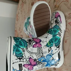 #11 N COACH Ursula Jewel Butterfly Rainboots. NIB = NWT