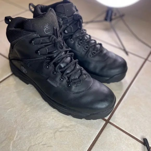 $120  MEN'S WHITE LEDGE MID WATERPROOF HIKING BOOTS TIMBERLAND
