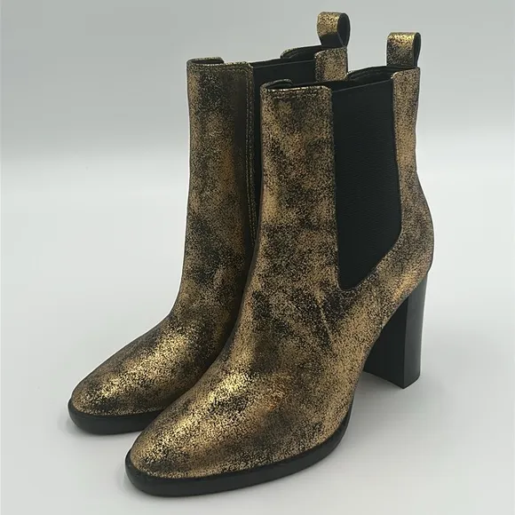 1721- Lauren Ralph Lauren Women’s Ankle Boots Size 7.5 NWT