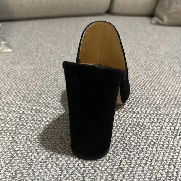 275 Central Women's Suede Shoes, Size 40
