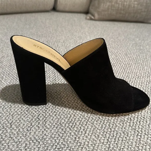275 Central Women's Suede Shoes, Size 40