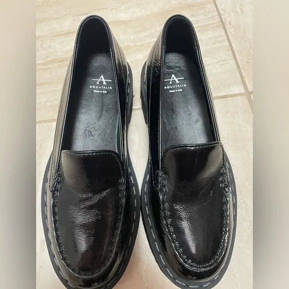 $450 New Aquatalia Hayley water resistant platform loafer black patent leather.