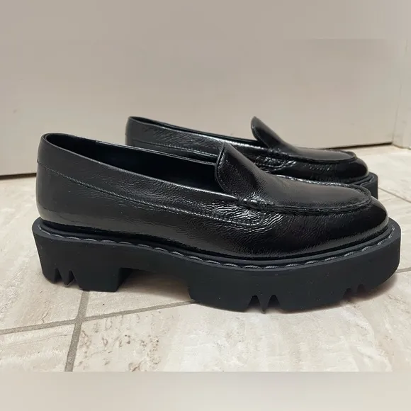$450 New Aquatalia Hayley water resistant platform loafer black patent leather.