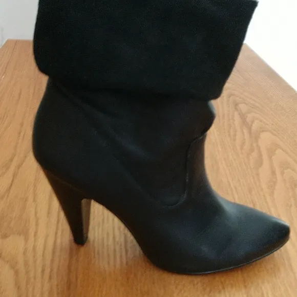 #5 F BCBGeneration LEATHER CUFF-ABLE BLACK. Leather Boots NWOT