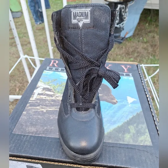 A pair of Rocky Magnum black leather work boots. Mens size 7.5. EUC.