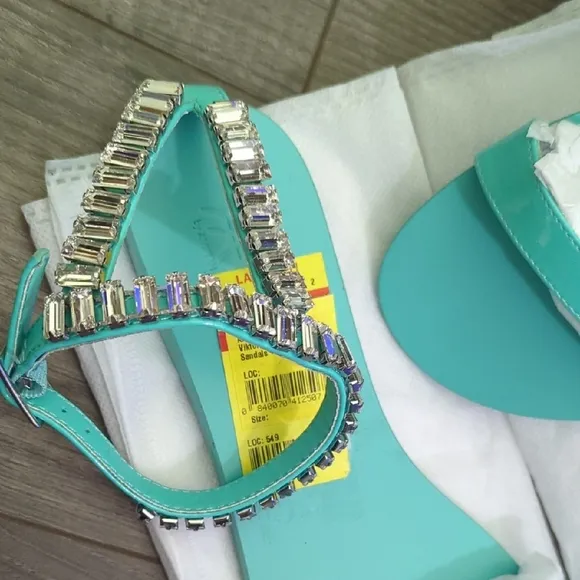 AAJ By Aminah Elegant Turquoise Sandals with Rhinestone Detailing