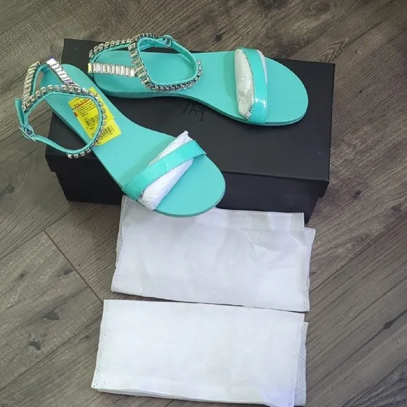 AAJ By Aminah Elegant Turquoise Sandals with Rhinestone Detailing