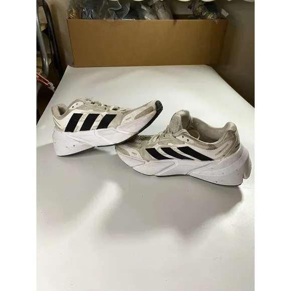 Adidas Adistar Athletic Running Shoes Women's 9