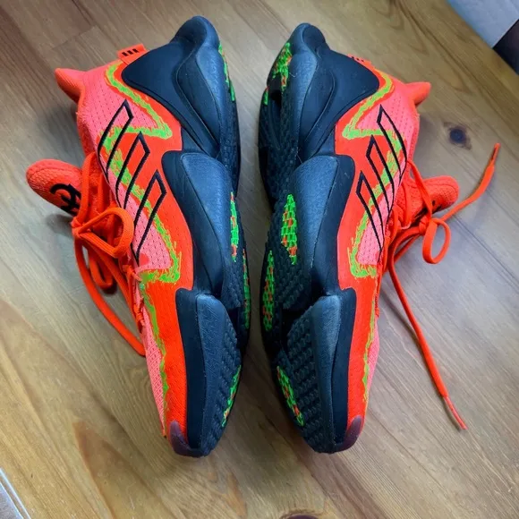 Adidas mahomes 1 athletic shoes size 9.5