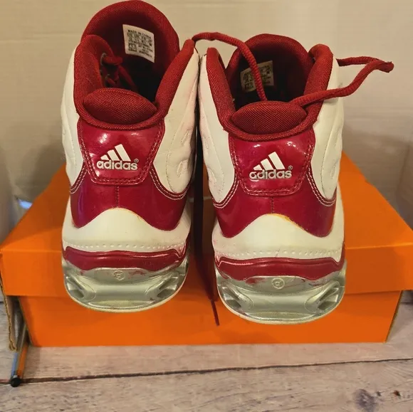ADIDAS MEN'S PRO MODEL VINTAGE RED AND WHITE SIZE 12