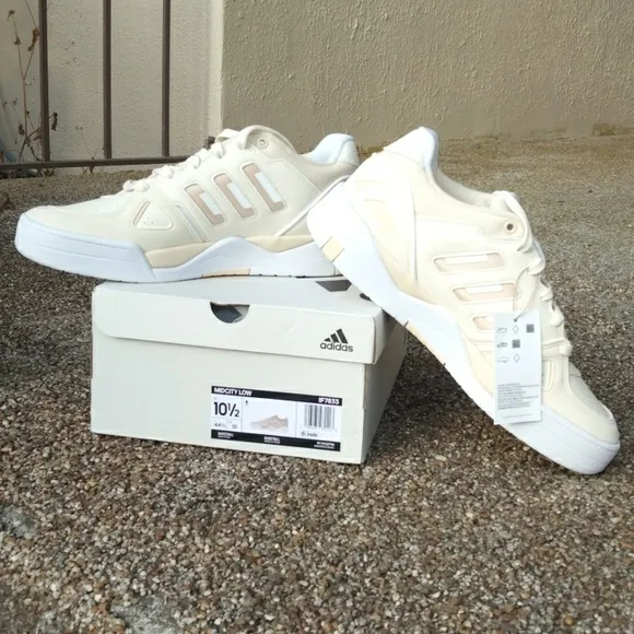 adidas MIDCITY LOW SHOES