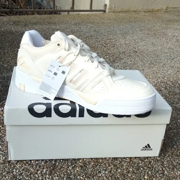 adidas MIDCITY LOW SHOES