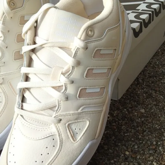 adidas MIDCITY LOW SHOES