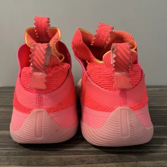 Adidas N3Xt L3V3L Futurenatural Mens Size 9 Signal Pink Primeknit H68992