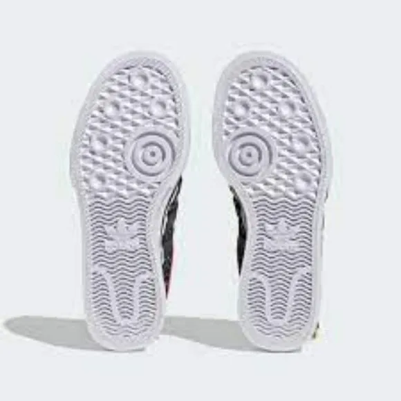 Adidas Orignals x Disneys 101 Daimatians Nizza Platform. New. Kids 3.5y - 6.5y.