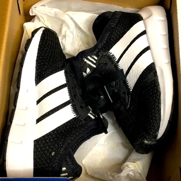 Adidas Swift Run X shoes black white athletic baby shoes