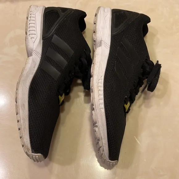 Adidas Torsion XZ FLUX Athletic Shoes