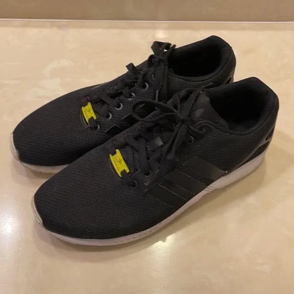 Adidas Torsion XZ FLUX Athletic Shoes