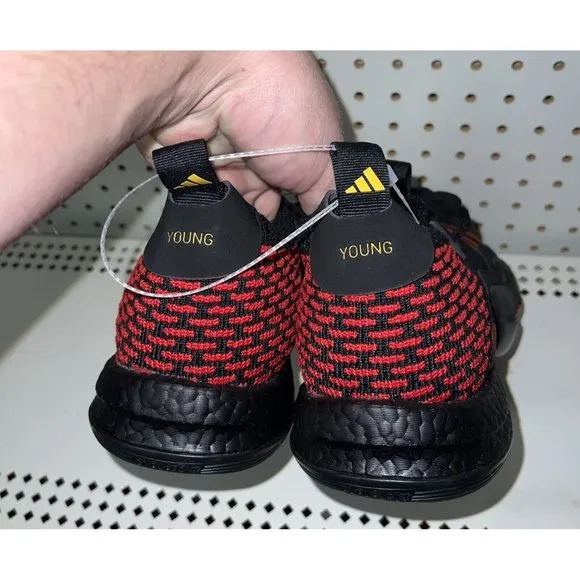 Adidas Trae Young 2 Atlanta Hawks Mens Athletic Basketball Shoes Size 11 HQ0986