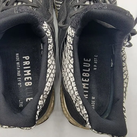 Adidas Ultra Boost 5.0 Mens 10 DNA Oreo Black Low Top Athletic Shoes FY9348