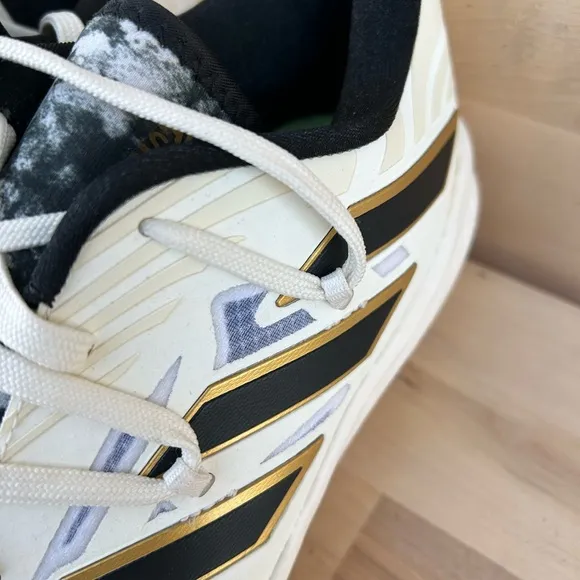 Adidas White and Gold Athletic Shoes Sz 9