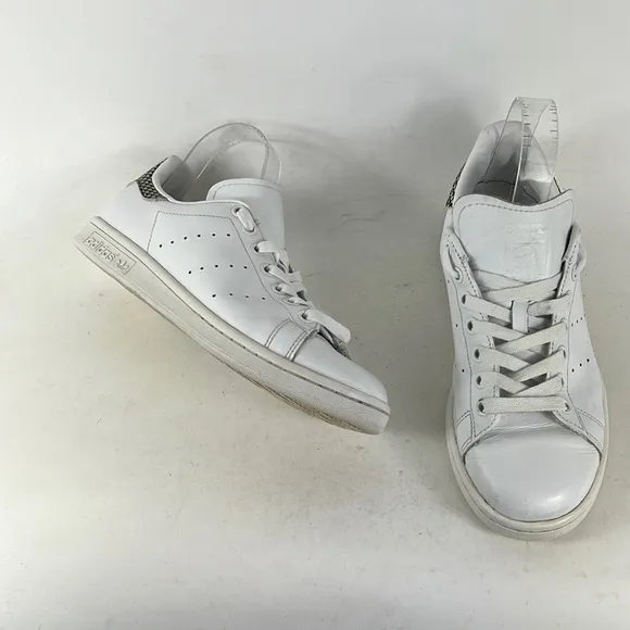 Adidas white black Stan smith reptile scales print athletic sneakers mens size 6
