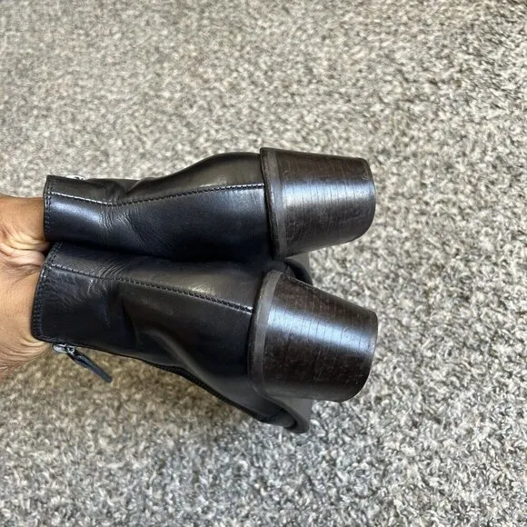 AGL Attilio Giusti Leombruni Sz 39 US 9 Black Leather Ankle Boots Double Zip