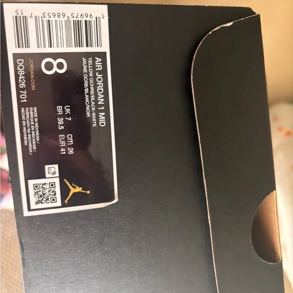 Air Jordan 1 MID Men's Black and Yellow Sneakers