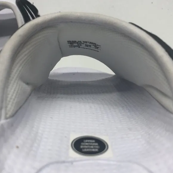 Air More Uptempo Slide White/Black FB7815-100 USED Size 6 Mark on Inside