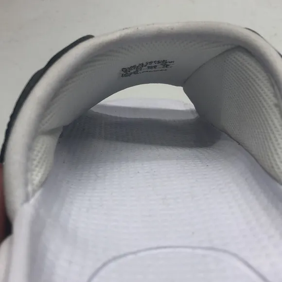 Air More Uptempo Slide White/Black FB7815-100 USED Size 6 Mark on Inside