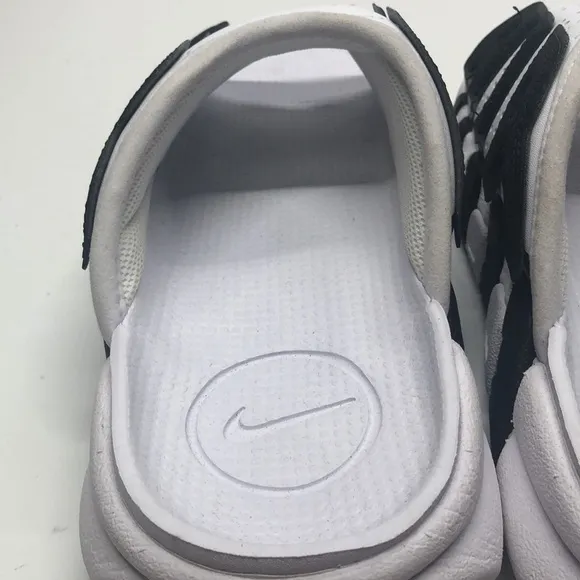 Air More Uptempo Slide White/Black FB7815-100 USED Size 6 Mark on Inside