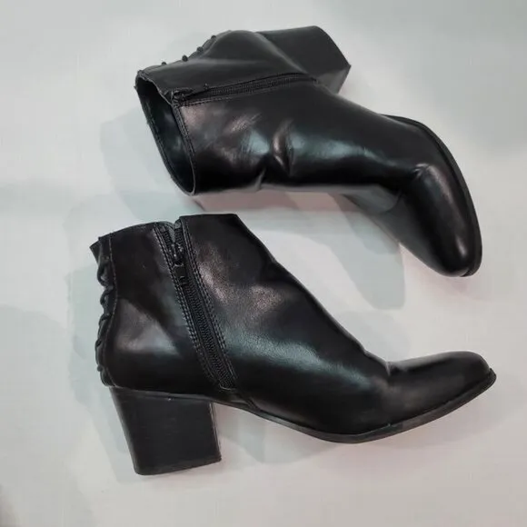 ALDO Black Ankle Booties Size 9/