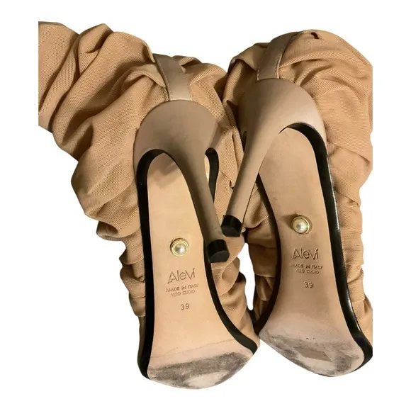 Alevi Women’s Neutral Pleated Accents Sock Boots Size: 9 | IT 39