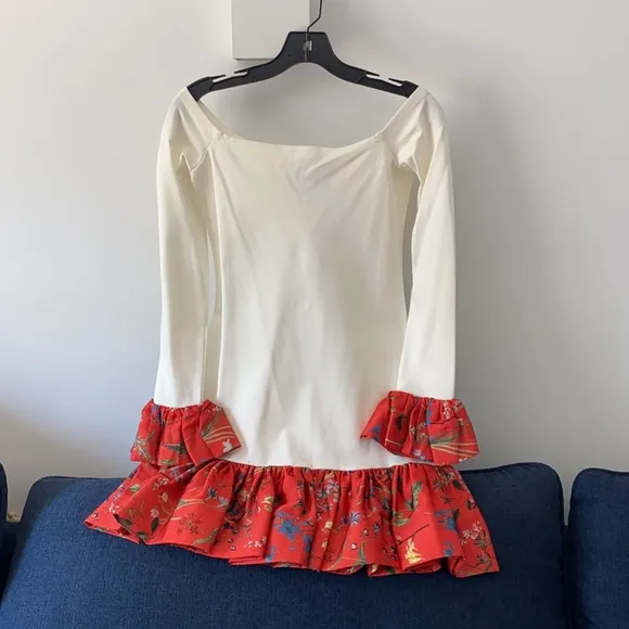 Alexis Estelle Dress, size S. White dress with red