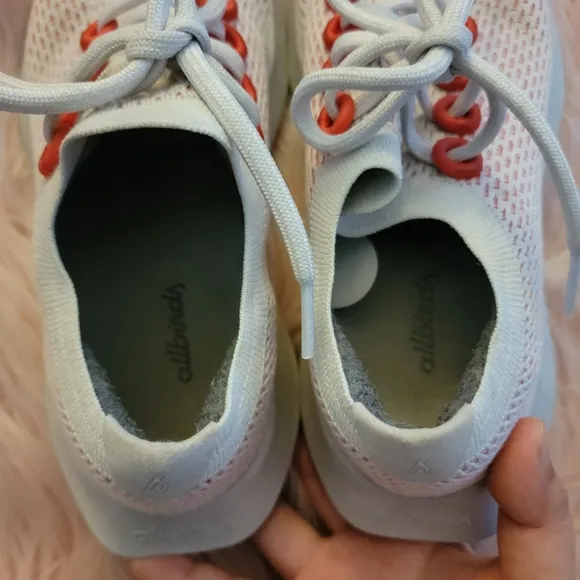 Allbirds Tree Dasher orange athletic sneaker shoes W7.5