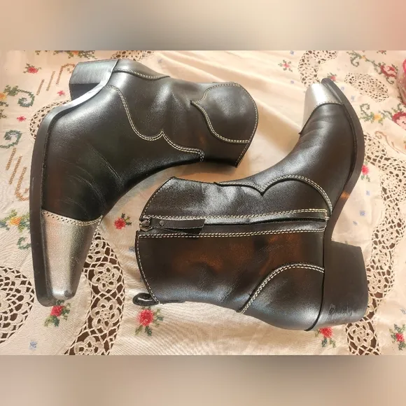 Alohas Buffalo Cowboy Western Leather Boots In Black And Silver Size 40
