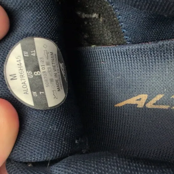 Altra Dark Blue Athletic Shoes Lone Peak Size 8