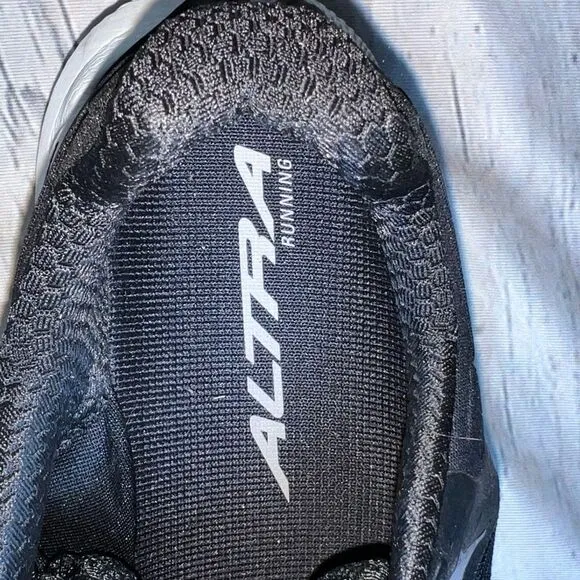 Altra Paradigm 7 Athletic Shoes Mens Size 10 Black &amp; White
